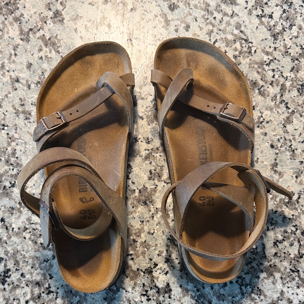 Birkenstock Brown Leather Buckle Toe-Loop Sandals